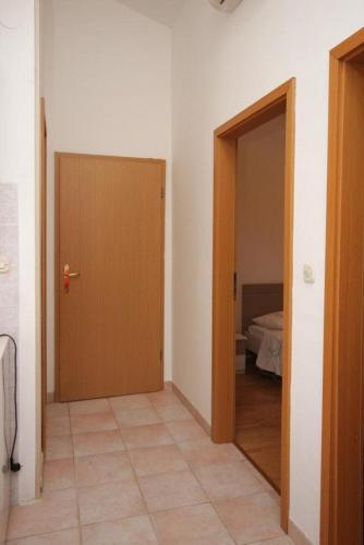 Apartments With A Parking Space Rovinj - 7656