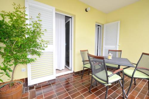 Apartments Ljubica 141