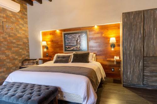 Hotel Casa Sangre De Cristo