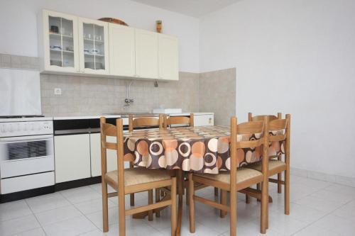 Apartments By The Sea Sali (Dugi Otok) - 8121
