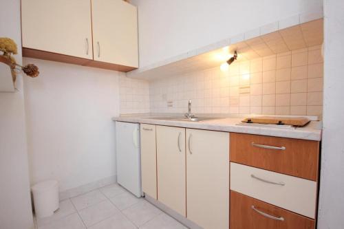 Apartments By The Sea Sali (Dugi Otok) - 8121