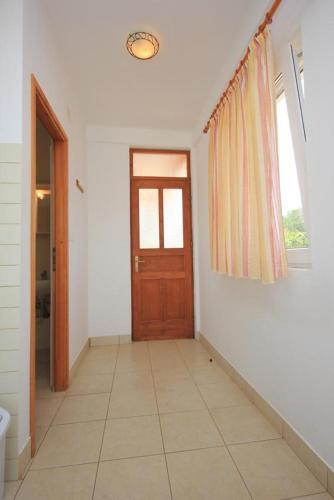 Apartments By The Sea Sali (Dugi Otok) - 8121