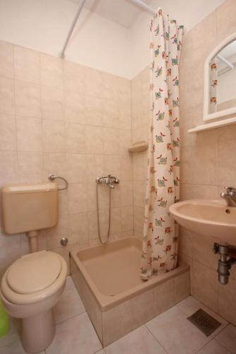 Apartments By The Sea Sali (Dugi Otok) - 8121