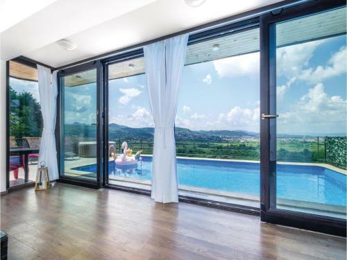 Two-bedroom Holiday Home In Samobor