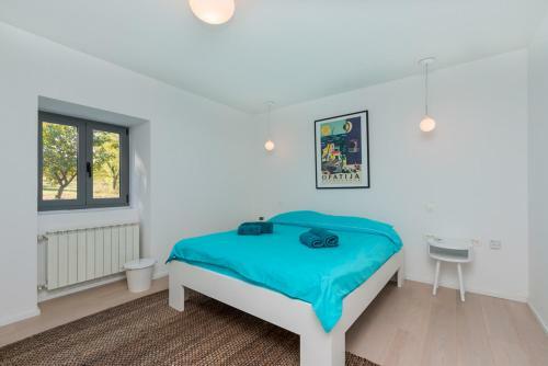 Santalezi Villa Sleeps 8 Pool Air Con Wifi