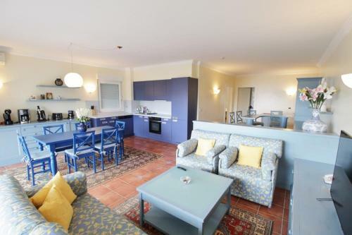 Luxury Apartment Pelargonija In Monterosso Resort