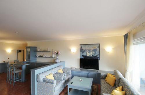 Luxury Apartment Pelargonija In Monterosso Resort
