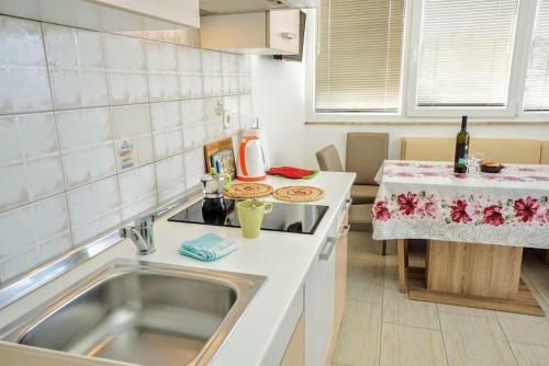 Apartment Mirela