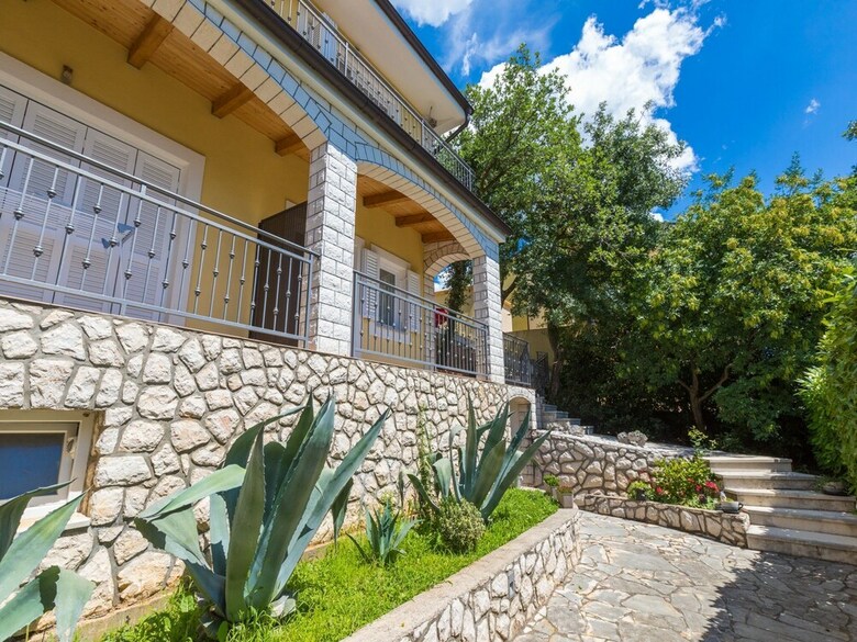 Apartments Franco