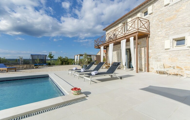 Villa Famiglia