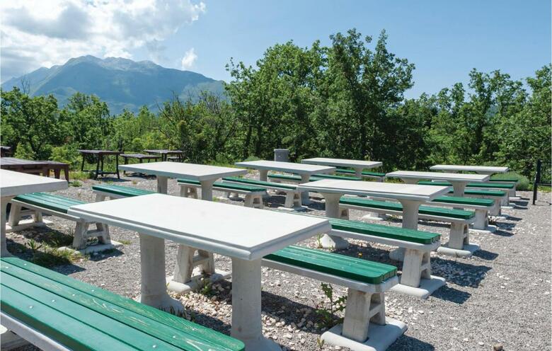 Holiday Home Sestanovac Put Zezevice
