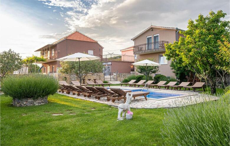 Holiday Home Sestanovac Put Zezevice