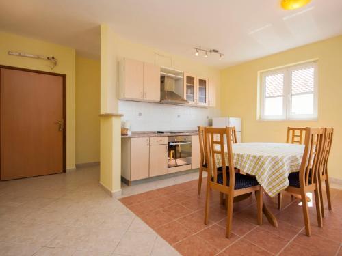 Apartments Sevid 1622