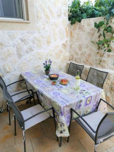Holiday Home Little Desire 1818
