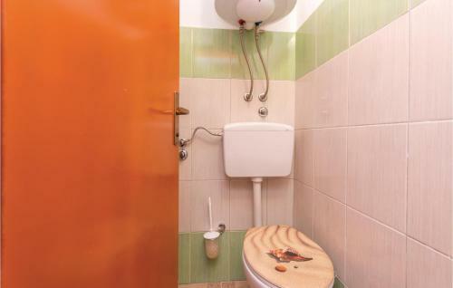 Four-bedroom Holiday Home In Sikovo