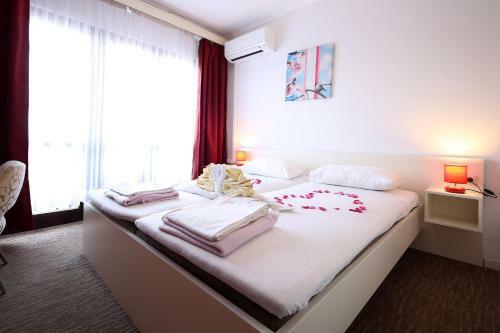 Hostal Guest House Zeba & Riviera