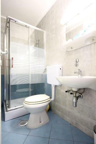 Hostal Guest House Zeba & Riviera