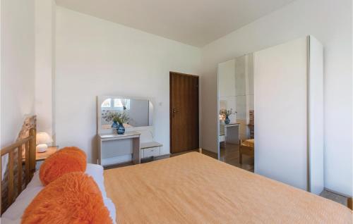 Apartment Liznjan Plekuti