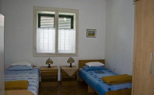 Apartments With Wifi Split - 11667