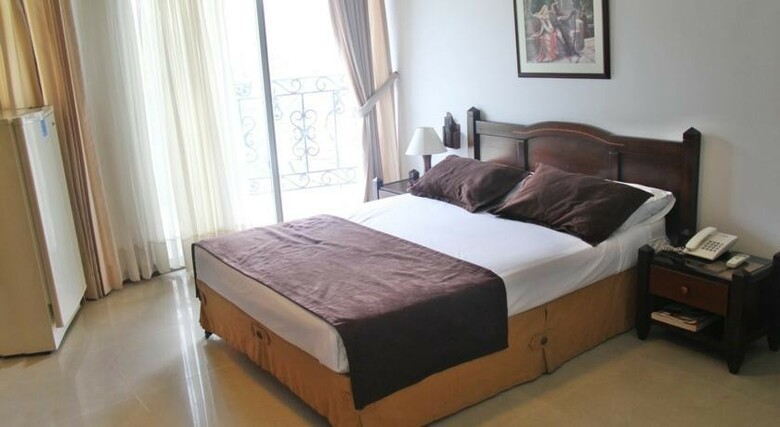 Aparthotel Sexta Avenida