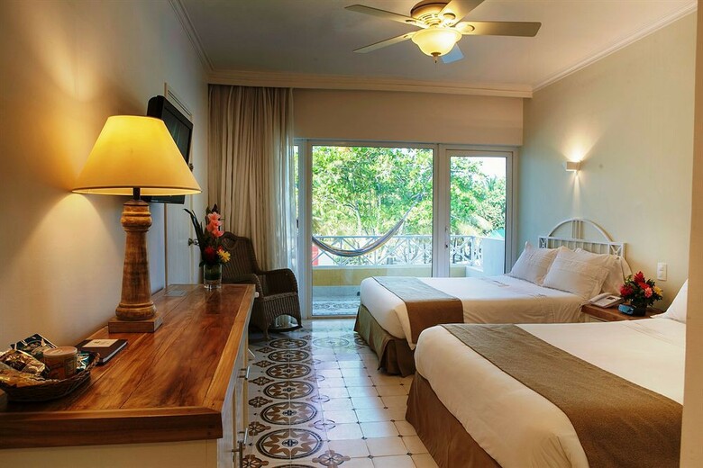 Hotel Las Amricas Casa De Playa