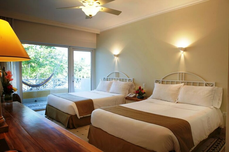 Hotel Las Amricas Casa De Playa