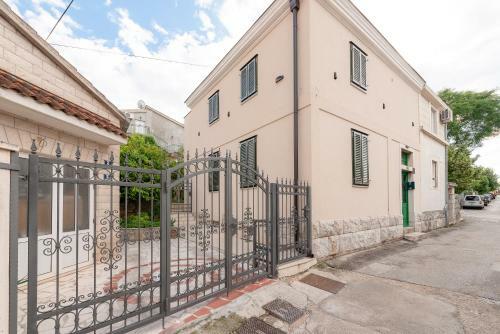Luxury Villa Roza