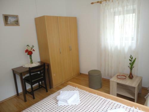 Comfortable Apartment Basa