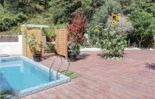 One-bedroom Apartment In Santa Susana