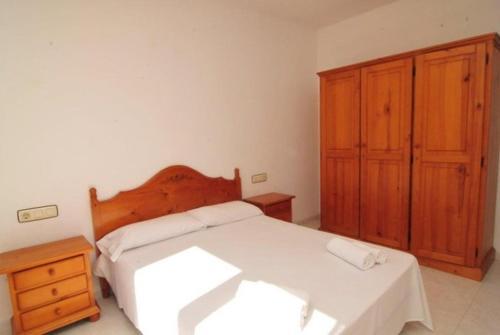 Santa Susanna Villa Sleeps 10 Wifi