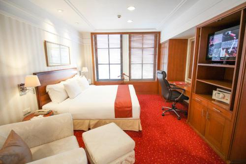 Hotel Redtop