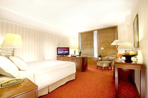 Hotel Redtop