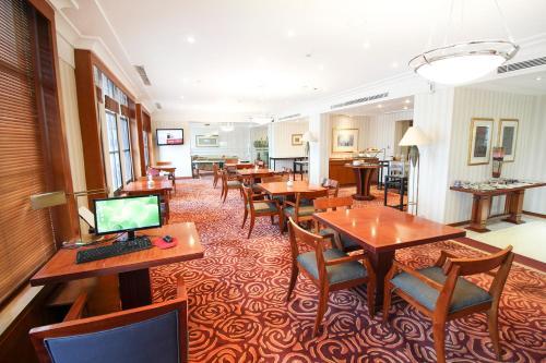 Hotel Redtop