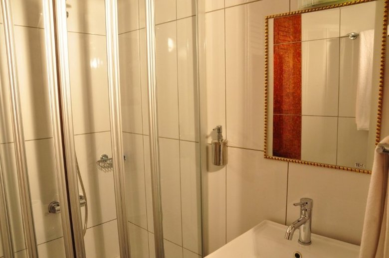 Lara Atalla Hotel