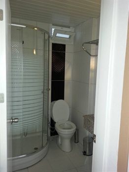 Lara Atalla Hotel