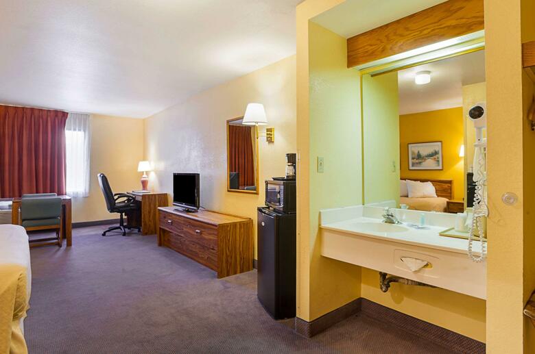 Hotel Quality Inn & Suites