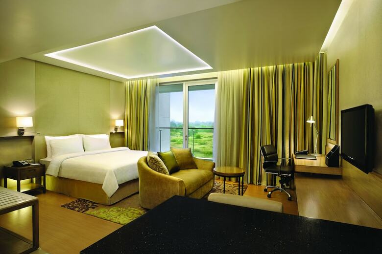 Hotel Double Tree Suites By Hilton Bangalore
