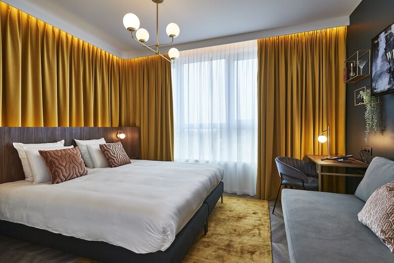 Hotel Pantone