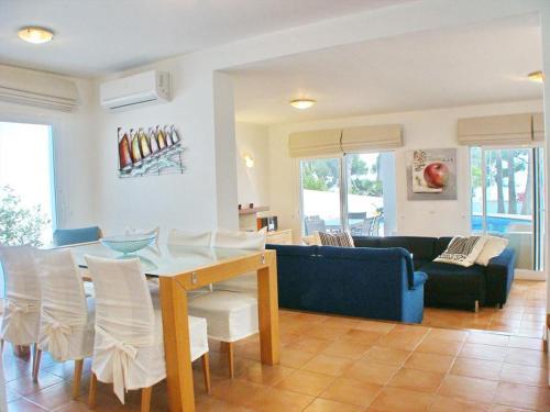 Villa Pacifico