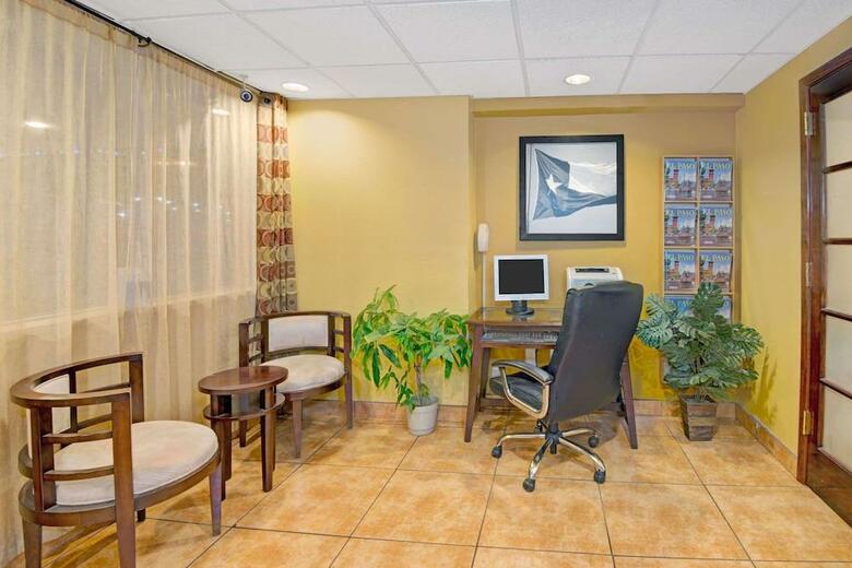 Hotel Super 8 El Paso Airport