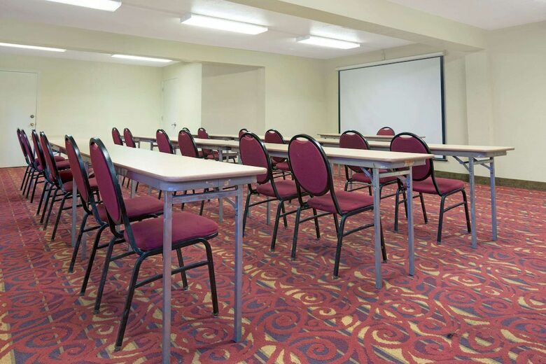 Hotel Super 8 El Paso Airport