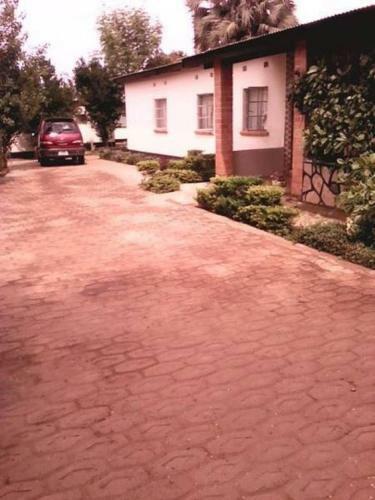 Hostal Relax Guest House