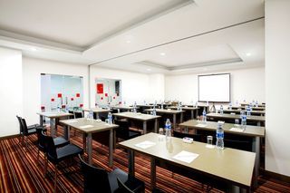 Amaris Hotel Seasons City