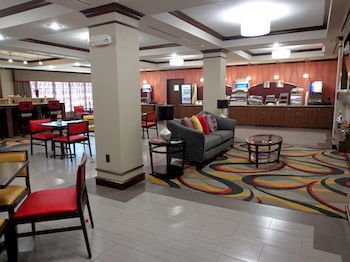 Holiday Inn Express Hotel & Suites Lubbock South