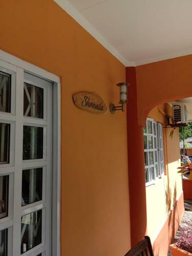 Beau Vallon Villa Apartments