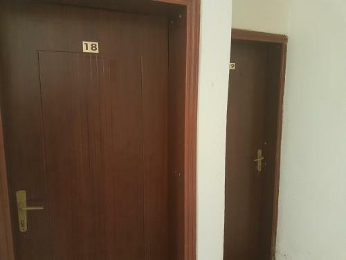Hostal Amicizia Guest House