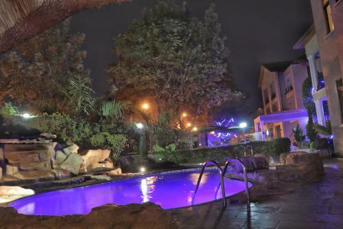 Hotel Elevate Suites