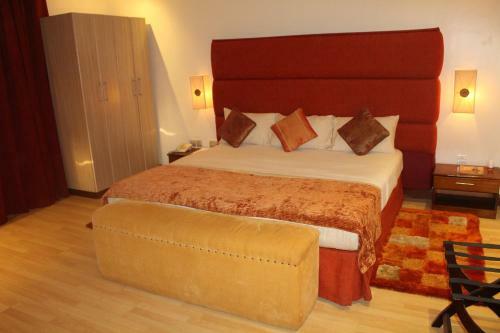 Victoria Blue Hotels & Apartments