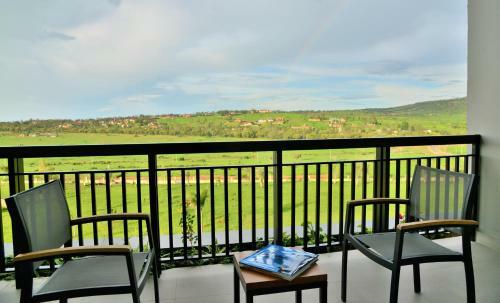 Epic Hotel & Suites