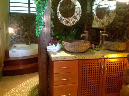 Hostal Taoahere Beach House